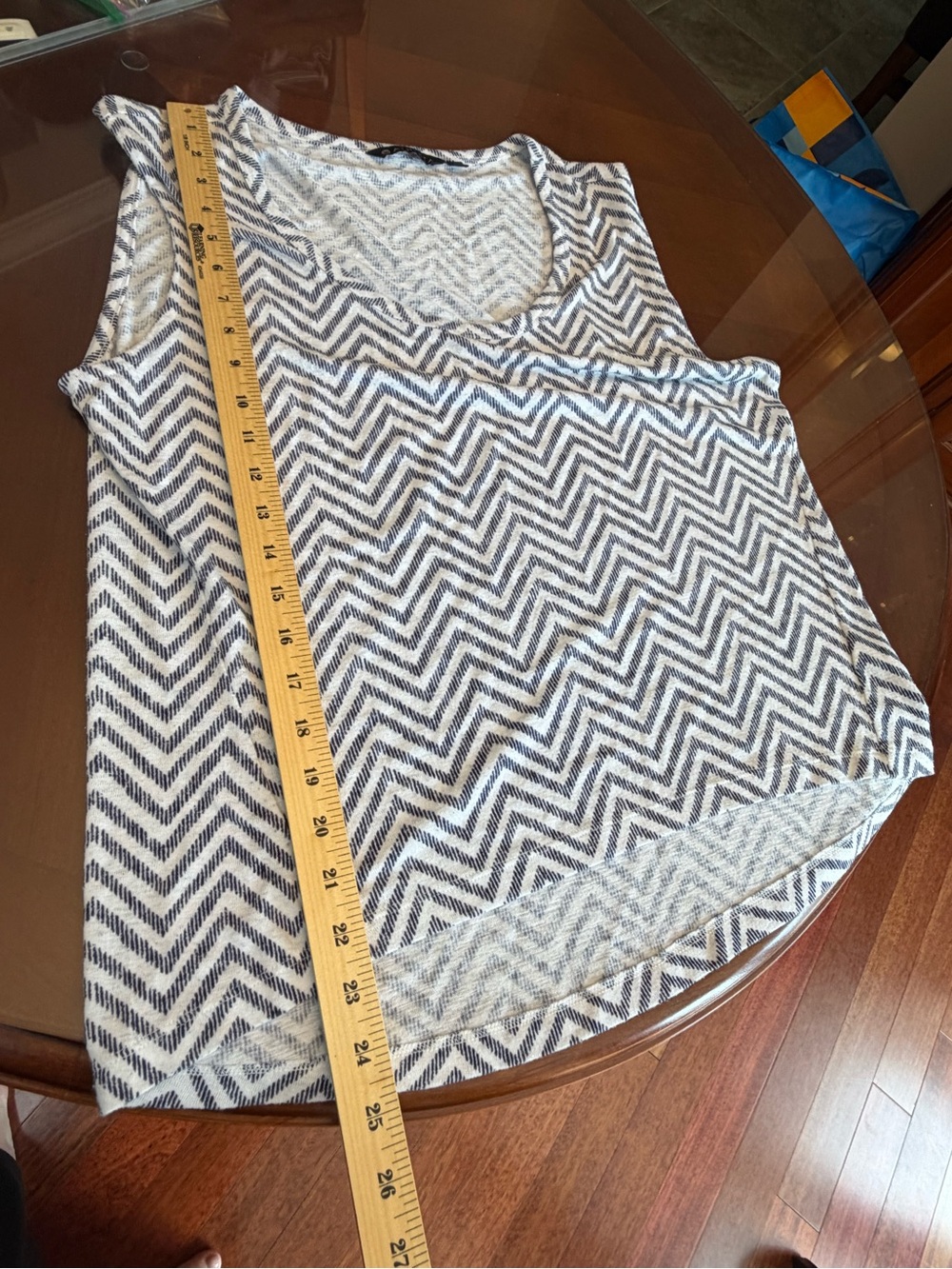 Athleta Navy Chevron Cap-Sleeve Knit Tank - Picture 5 of 7